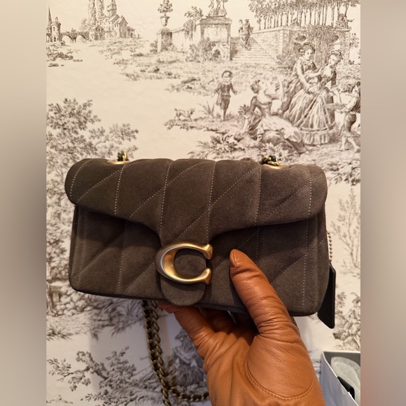 Coach Tabby 20 Quilted Suede Shoulder Bag with Gold Chain. - Picture 11 of 14